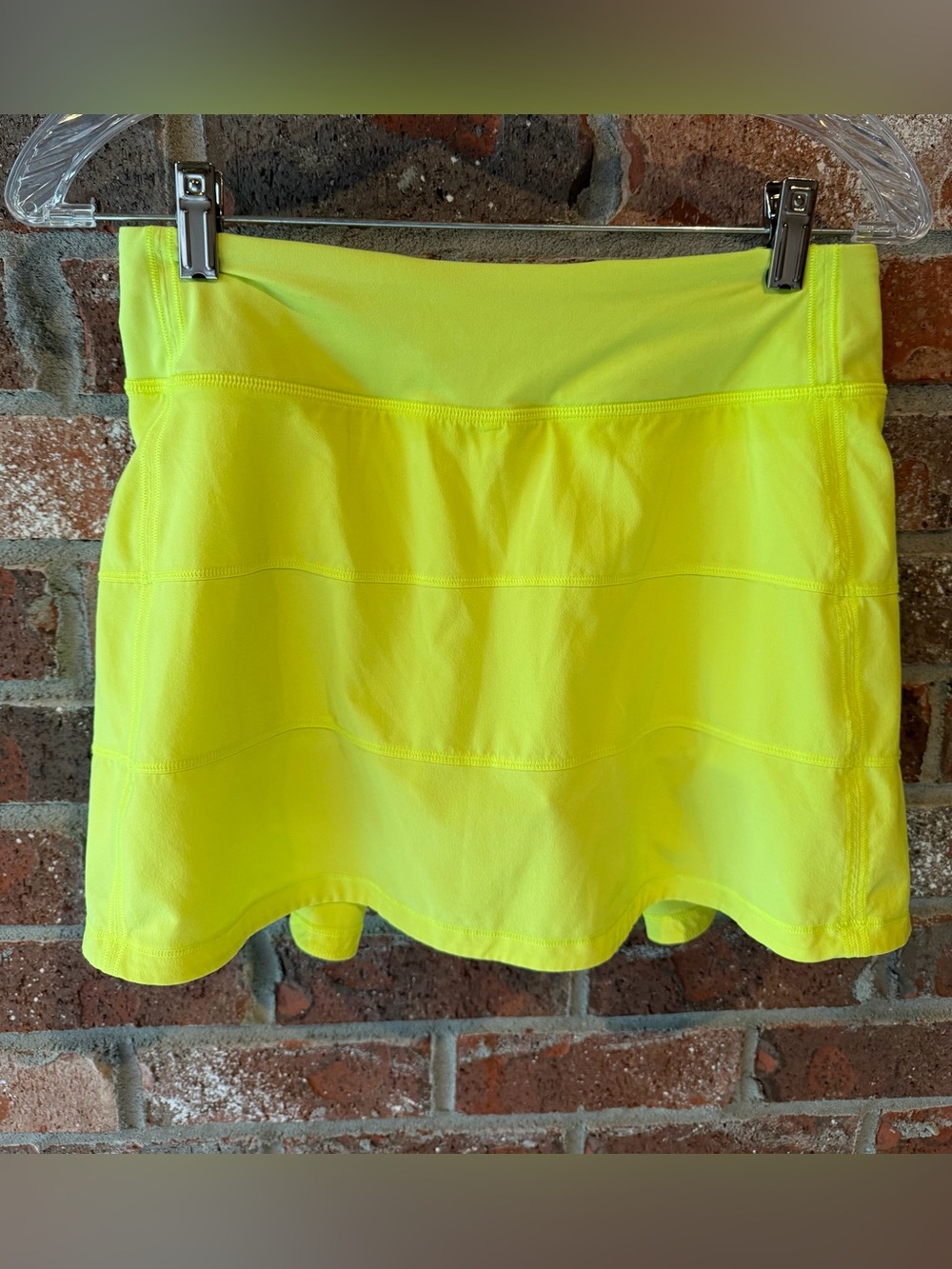 Lululemon Pace Rival Mid-Rise Skirt - size 4